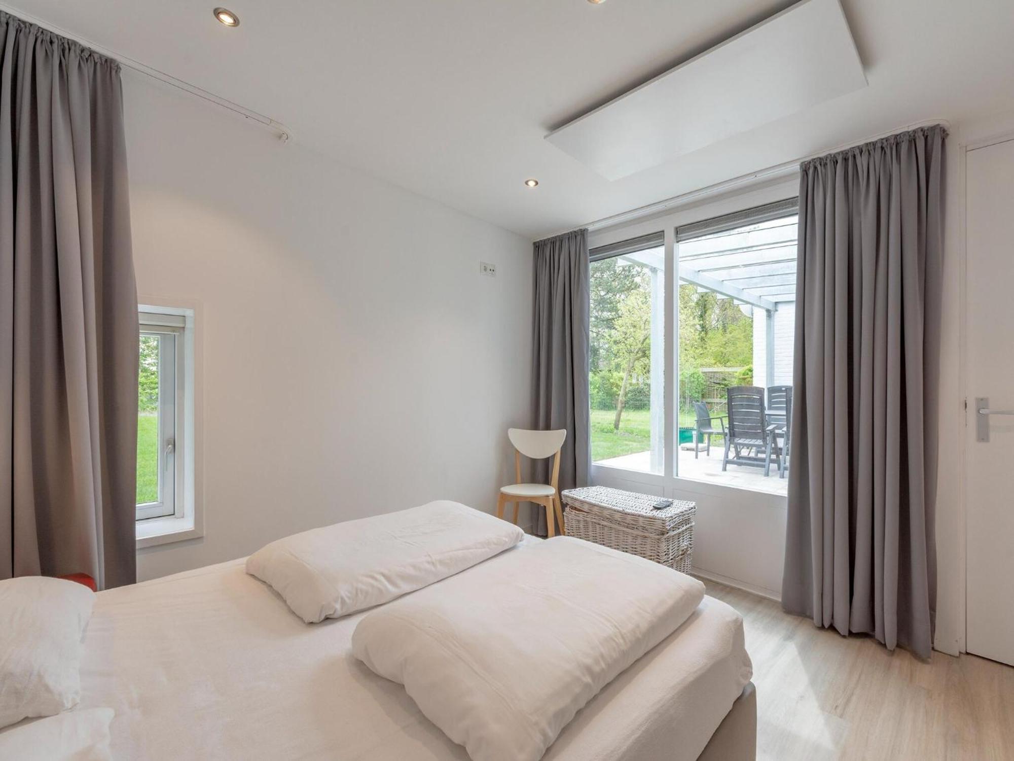 Holiday Home With Fabulous Garden Sint Maartensvlotbrug Exterior photo